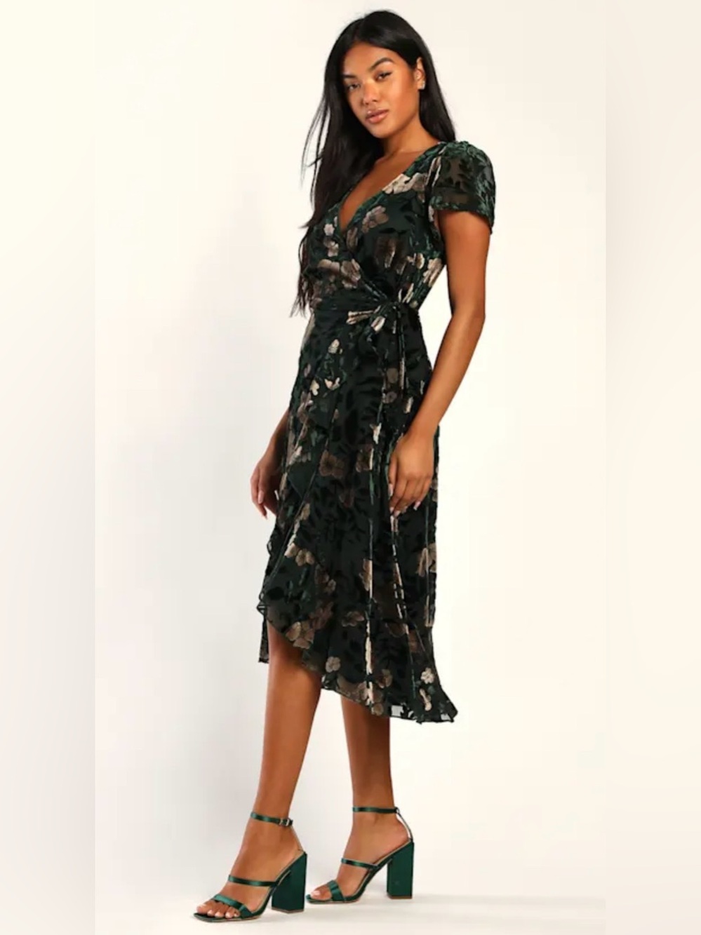 Lulus NWT Women’s Emerald Green Floral Velvet Burnout Wrap Midi Size XS or M - Picture 9 of 13